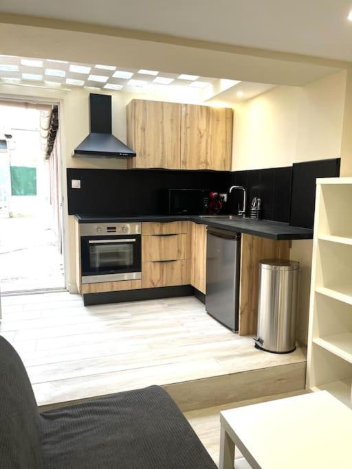 Appartement cosy avec terrasse Marseille Extérieur photo